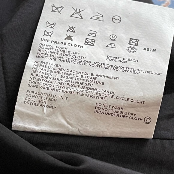 Ulyana Sergeenko beautiful couture floral print dress - Picture 6 of 7